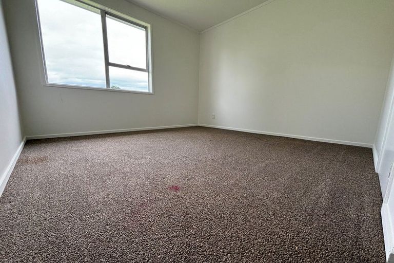 Photo of property in 2 Hobman Place, Manurewa, Auckland, 2102