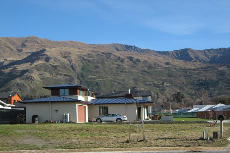 Photo of property in 9 Lansdown Street, Wanaka, 9305
