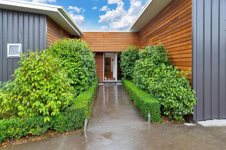 Photo of property in 2 Ormandy Court, Amberley, 7410
