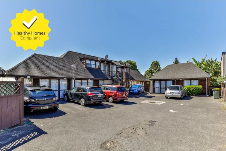 Photo of property in 621 Te Atatu Road, Te Atatu Peninsula, Auckland, 0610