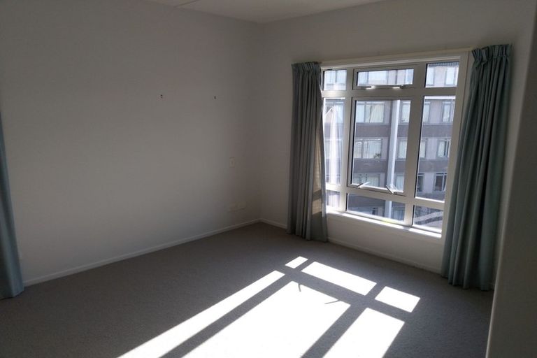 Photo of property in 74 Nairn Street, Mount Cook, Wellington, 6011