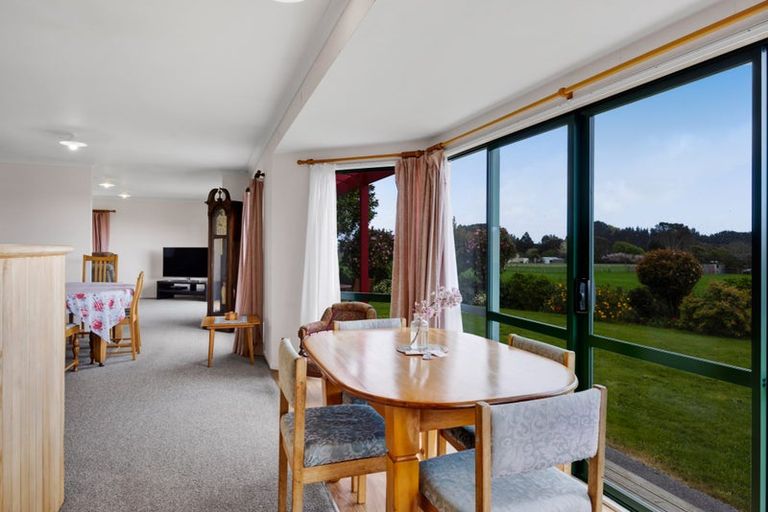 Photo of property in 196 Mokau Road, Urenui, 4377