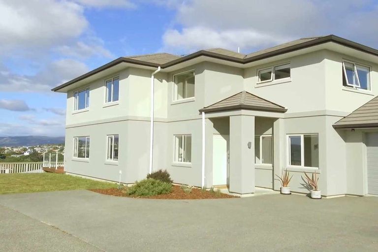 Photo of property in 12 Kahurangi Heights, Aotea, Porirua, 5024
