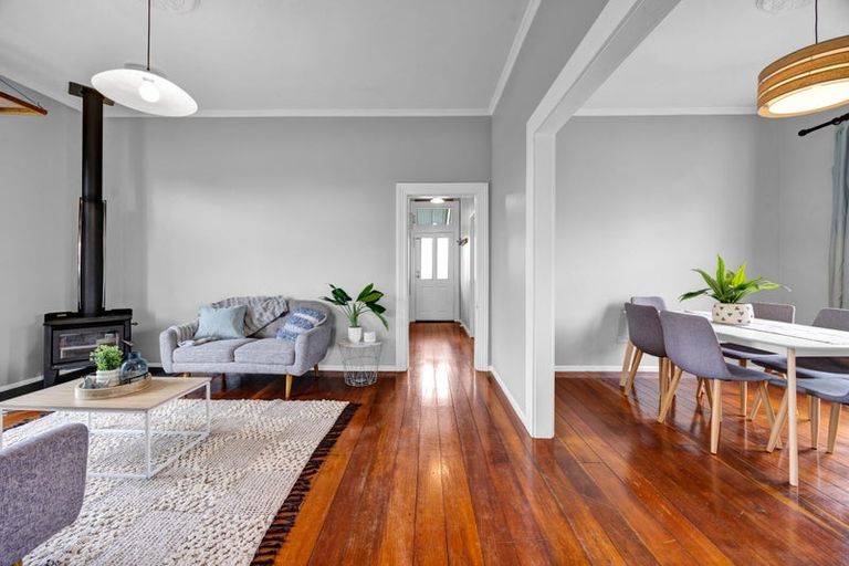 Photo of property in 16a Sunnyvale Street, Bell Block, New Plymouth, 4312