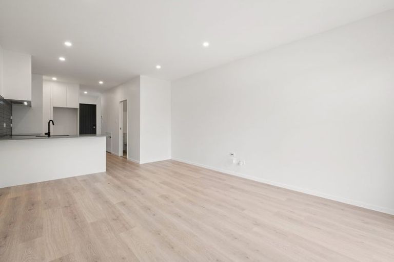 Photo of property in 4/28 Matapouri Road, Mangere Bridge, Auckland, 2022