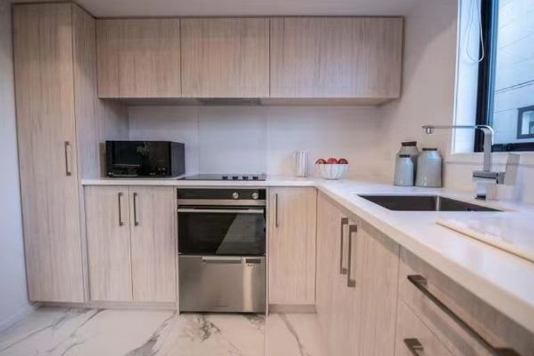 Photo of property in 4/11 Cressy Street, Waterloo, Lower Hutt, 5011