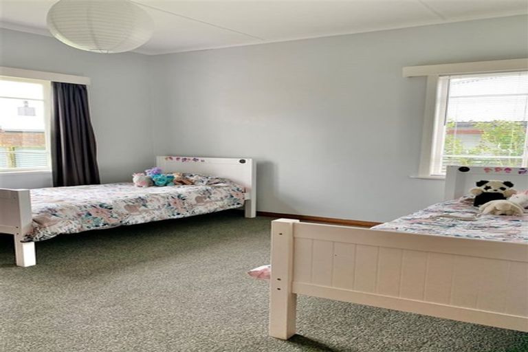 Photo of property in 18 Holyrood Terrace, Waipukurau, 4200