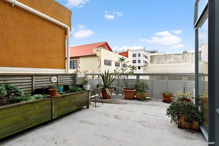 Photo of property in First House Apartments, 2/4 Frederick Street, Te Aro, Wellington, 6011