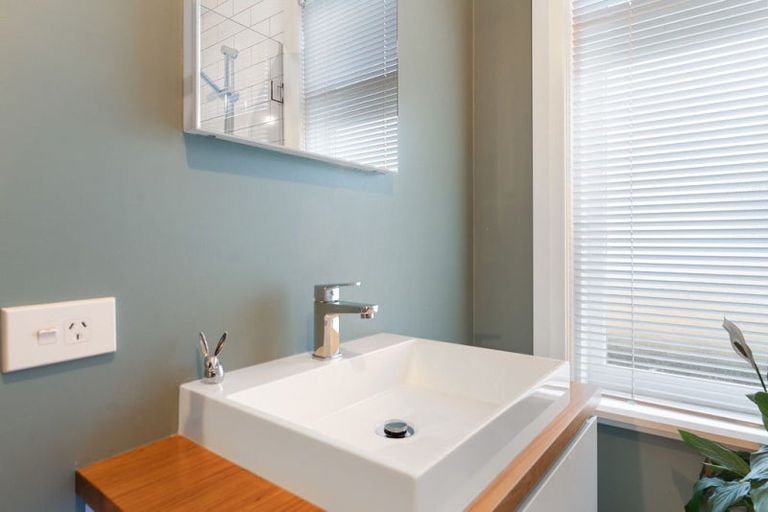 Photo of property in 19 Clifton Avenue, Carterton, 5713