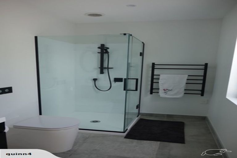 Photo of property in 54e Hungerford Road, Houghton Bay, Wellington, 6023