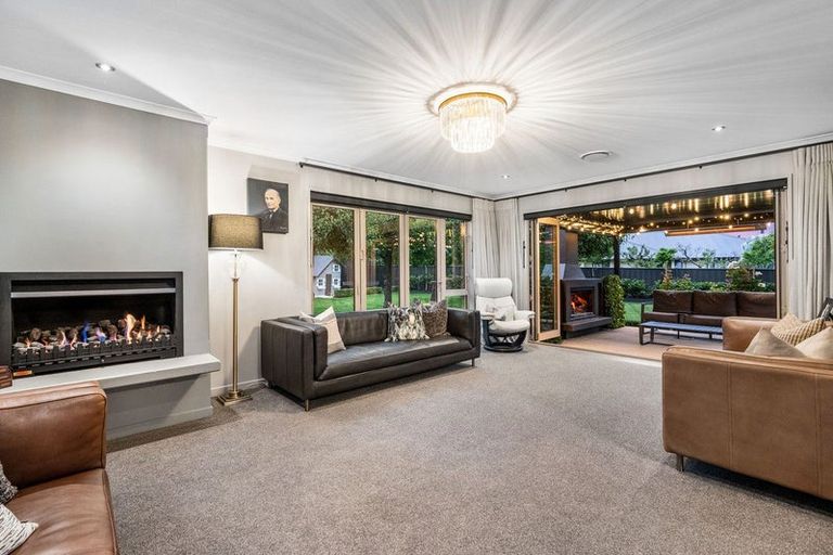 Photo of property in 5 Orchard Grove, East Taieri, Mosgiel, 9024