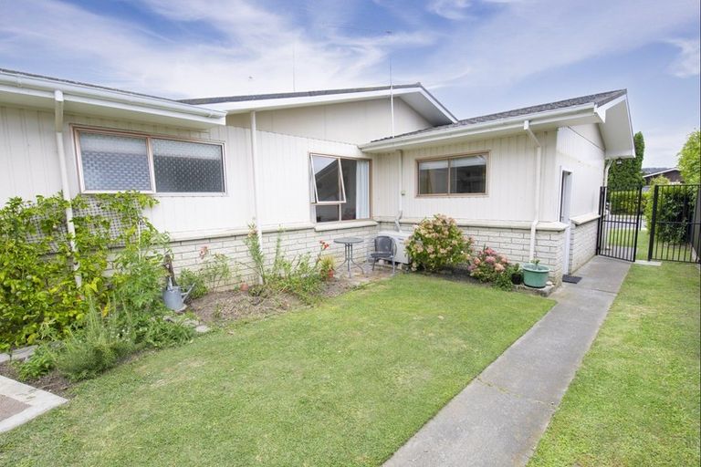 Photo of property in 3/34 Chester Street, Taradale, Napier, 4112