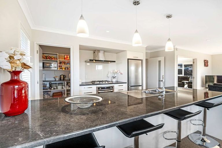 Photo of property in 2 Te Aika Street, Marshland, Christchurch, 8083