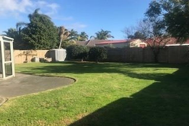 Photo of property in 137 Pacific View Road, Papamoa Beach, Papamoa, 3118