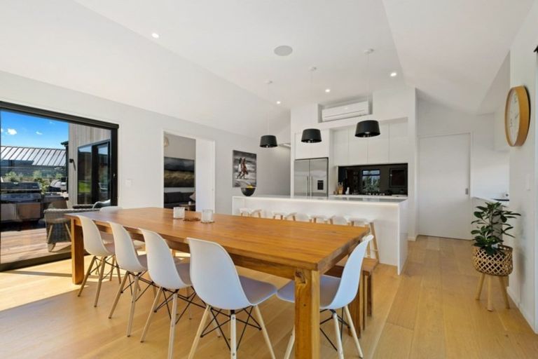 Photo of property in 57 Minaret Ridge, Wanaka, 9305