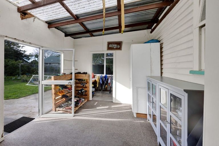 Photo of property in 4 Kerry Lane, Hawera, 4673