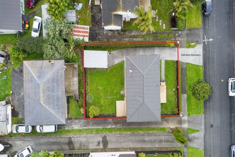 Photo of property in 2/13 John Street, Mangere East, Auckland, 2024