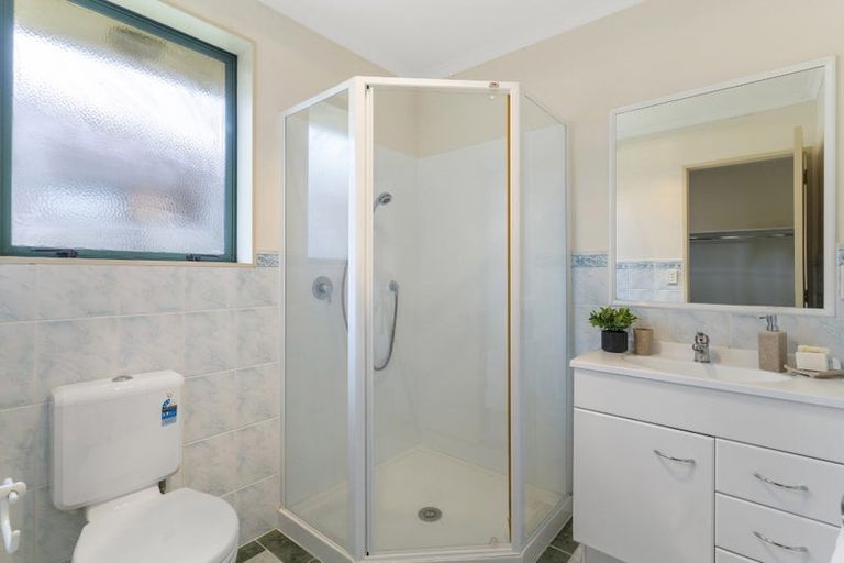 Photo of property in 3 Morewa Place, Takanini, 2112