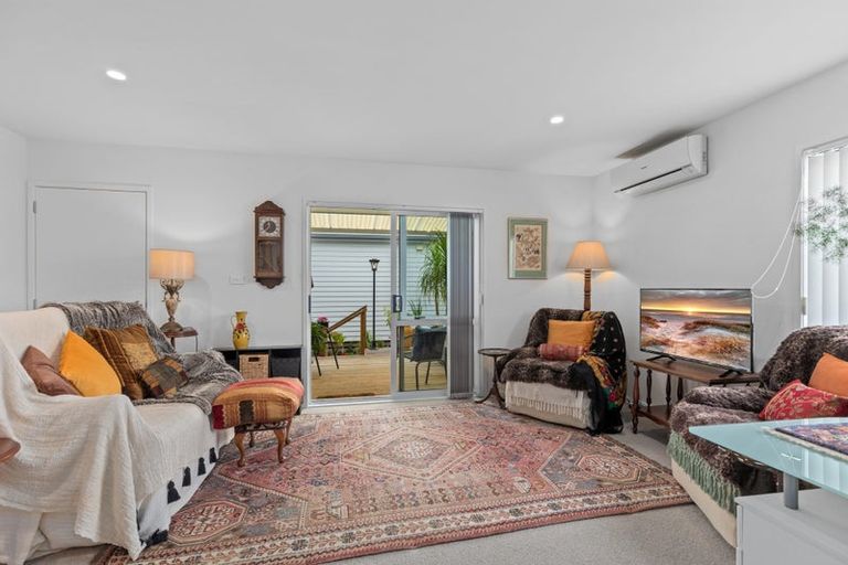 Photo of property in 309/11 Kamahi Crescent, Papamoa Beach, Papamoa, 3118