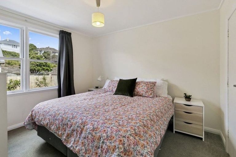 Photo of property in 41 Dimock Street, Titahi Bay, Porirua, 5022