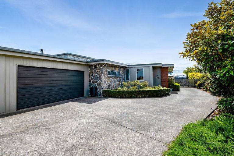 Photo of property in 28 Maire Street, Hawera, 4610