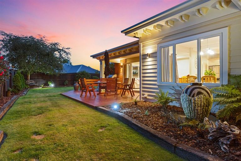 Photo of property in 48 Oakwood Drive, Rangiora, 7400