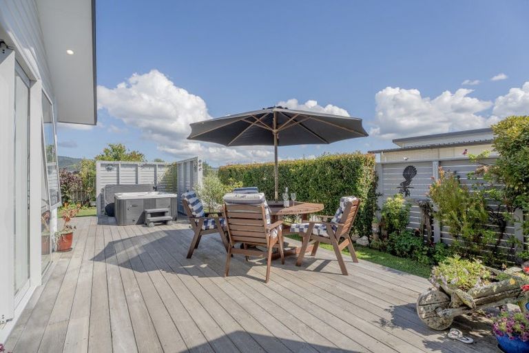 Photo of property in 105 Kupe Drive, Whitianga, 3510