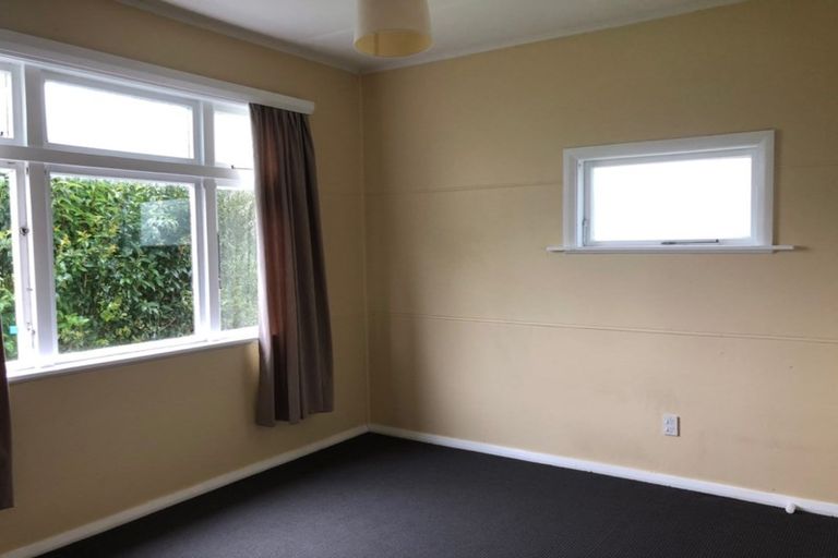 Photo of property in 138 Tiro Tiro Road, Levin, 5510