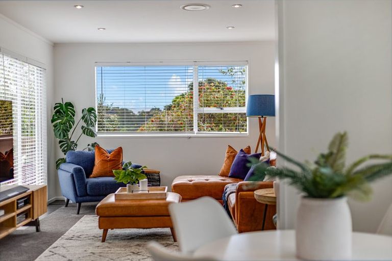 Photo of property in 137 Spinnaker Drive, Whitby, Porirua, 5024