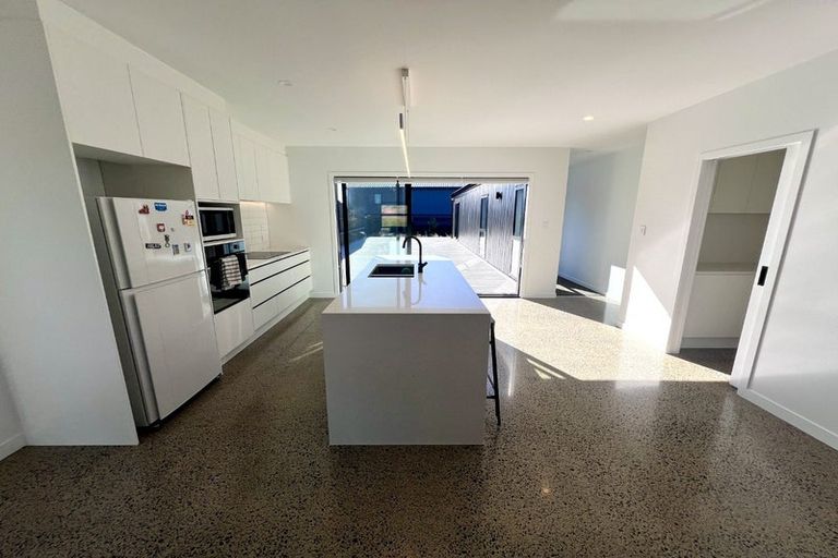 Photo of property in 43 Kikorangi Drive, Wainui, Silverdale, 0992