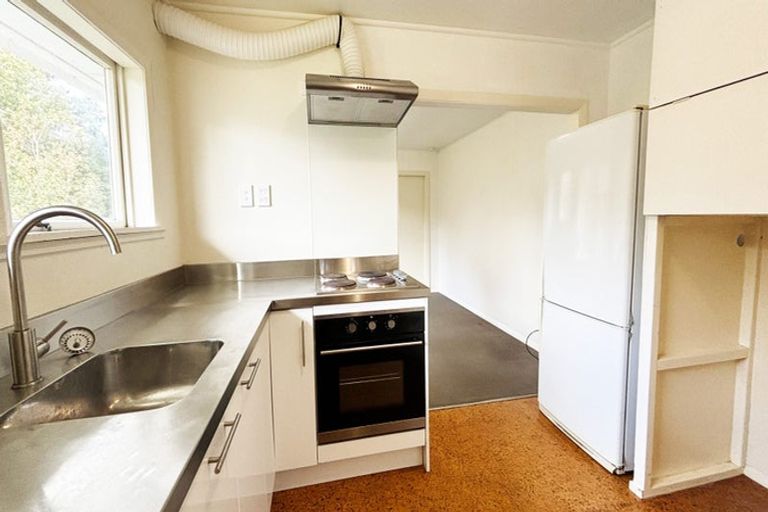 Photo of property in 51 Mortimer Terrace, Brooklyn, Wellington, 6021