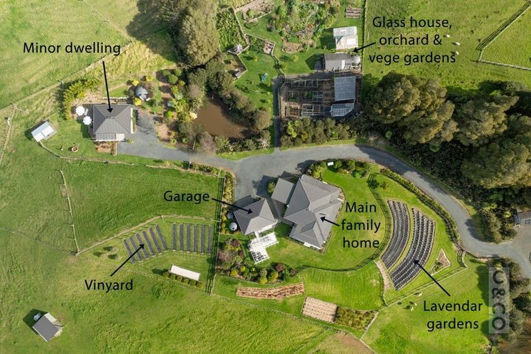 Photo of property in 93 Alf Access Road, Helensville, 0875