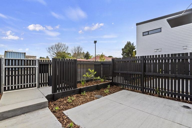 Photo of property in 5 Isabella Lane, Henderson, 0610