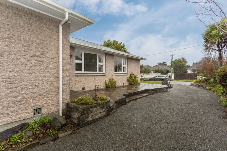 Photo of property in 32 Hounslow Street, Ilam, Christchurch, 8041