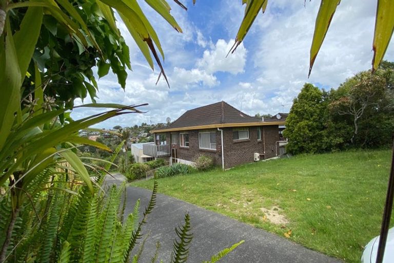 Photo of property in 184 Stapleford Crescent, Browns Bay, Auckland, 0630