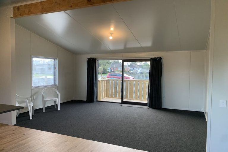Photo of property in 14 Ahuru Street, Marton, 4710