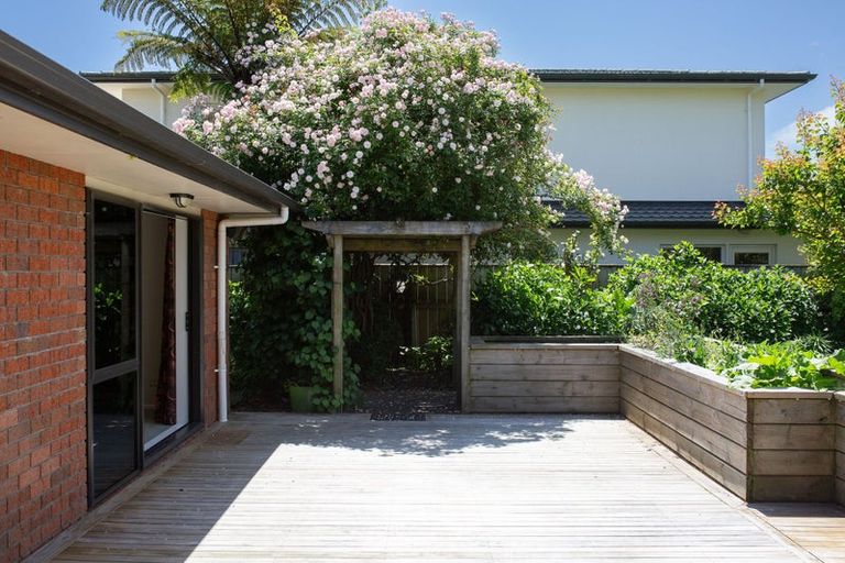 Photo of property in 6 Nimmo Avenue, Waikanae, 5036