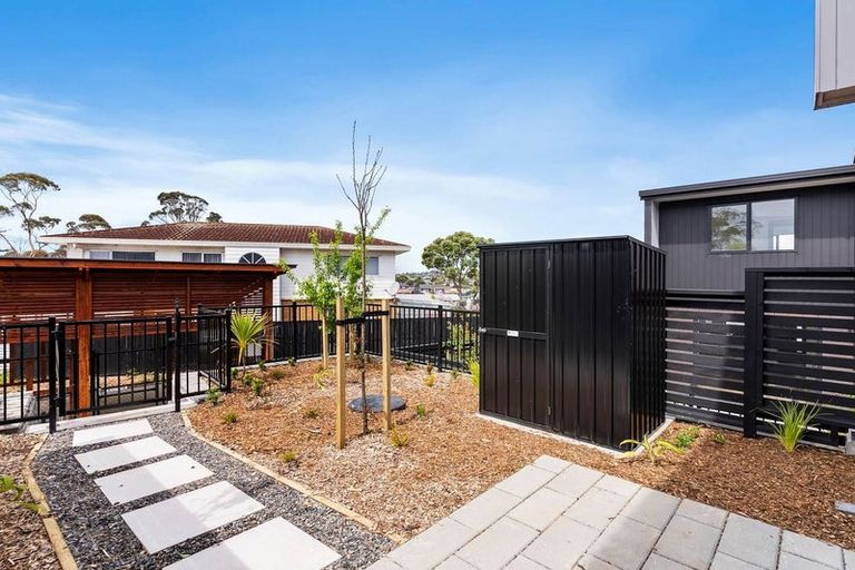 Photo of property in 6/470 West Coast Road, Glen Eden, Auckland, 0602