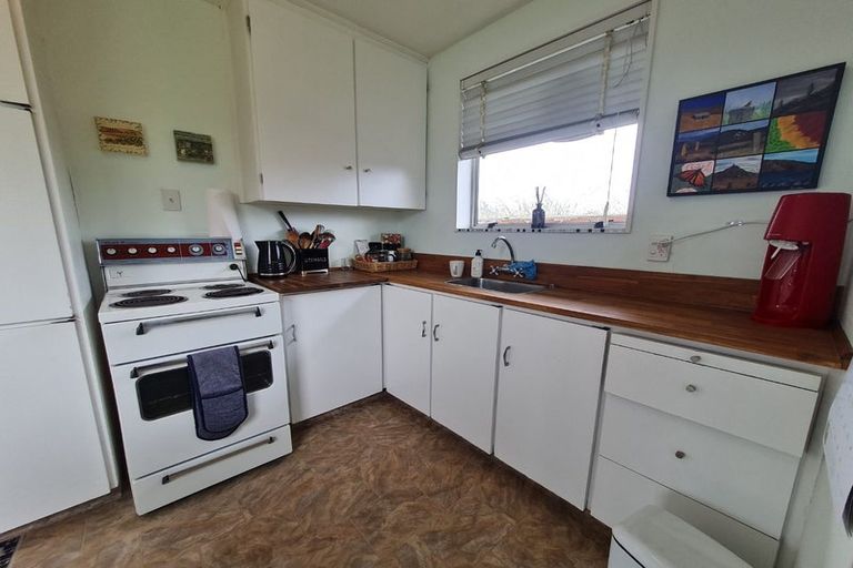 Photo of property in 90 Springs Road, Hornby, Christchurch, 8042