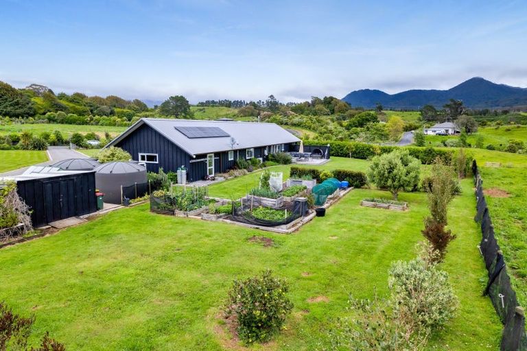 Photo of property in 7 Harkness Rice Way, Koru, New Plymouth, 4374