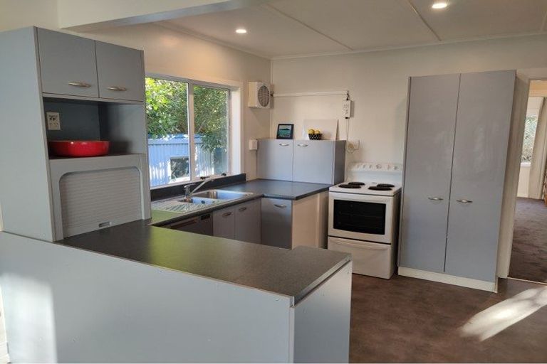 Photo of property in 78 Seaview Road, Paraparaumu Beach, Paraparaumu, 5032