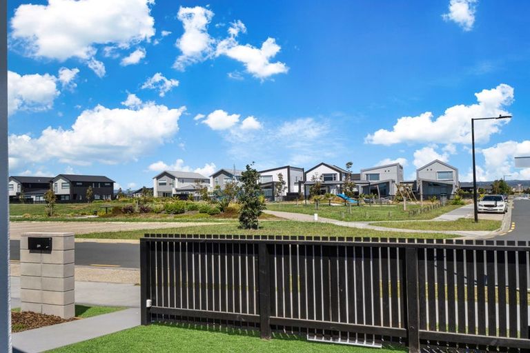 Photo of property in 41 Monaro Place, Papamoa, 3118