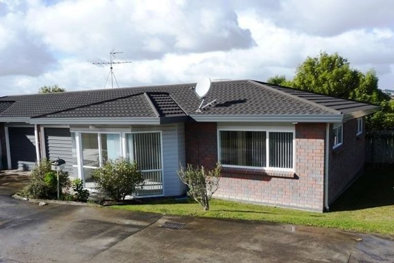 Photo of property in 130n Lakeside Drive, Orewa, 0931