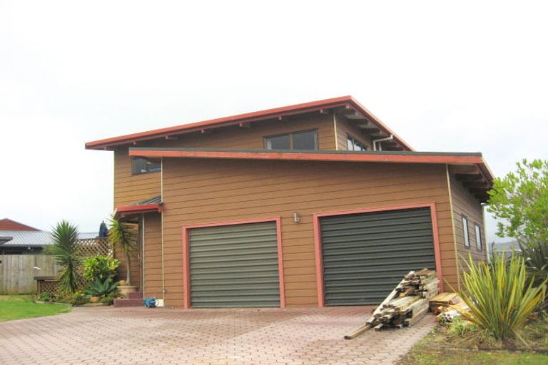 Photo of property in 48 Clotworthy Crescent, Onerahi, Whangarei, 0110