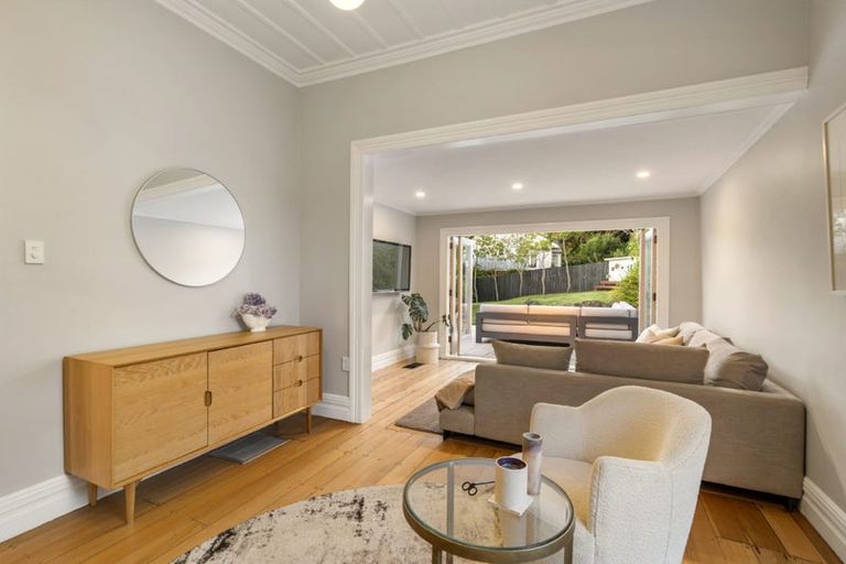 Photo of property in 46 Belle Vue Avenue, Northcote Point, Auckland, 0627
