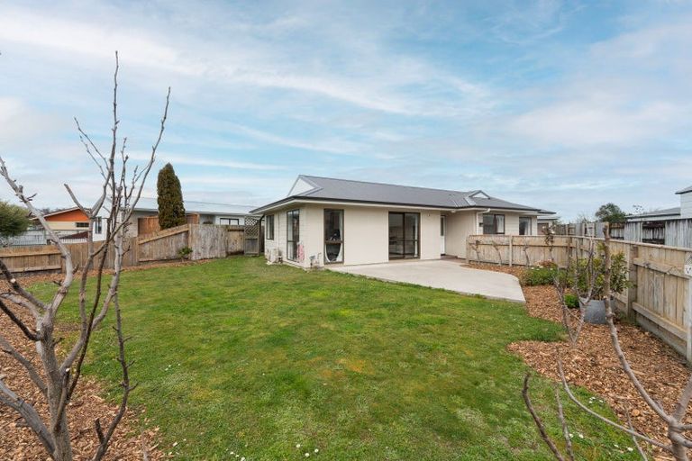 Photo of property in 7 Cargill Grove, Kelvin Grove, Palmerston North, 4414