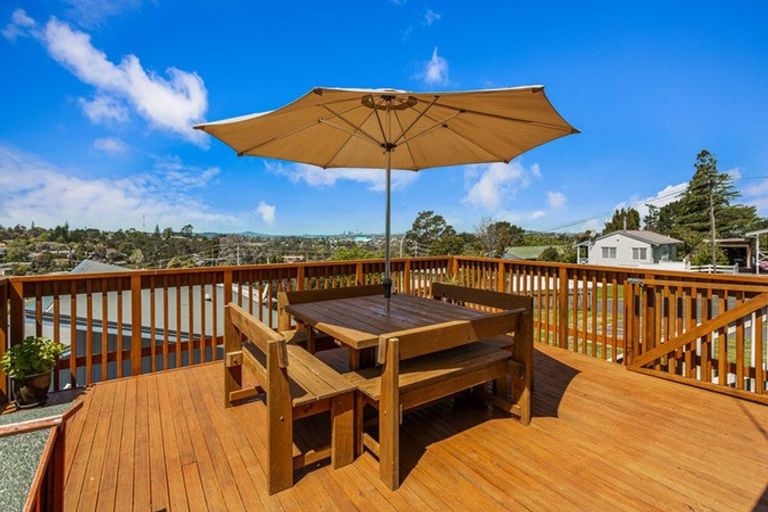 Photo of property in 91 Don Buck Road, Massey, Auckland, 0614