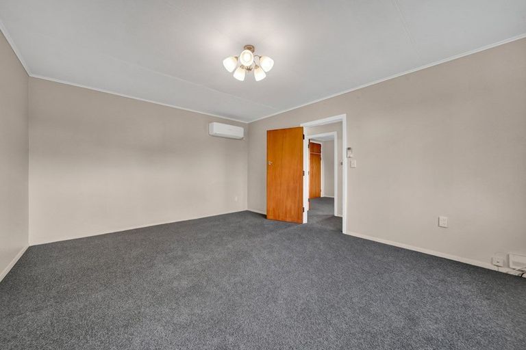 Photo of property in 9 Pacey Avenue, Hawera, 4610