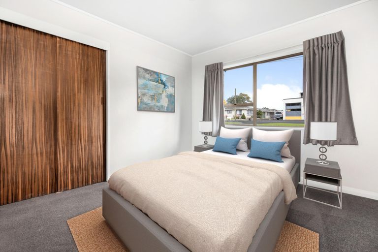 Photo of property in 2/20 Roulston Street, Pukekohe, 2120