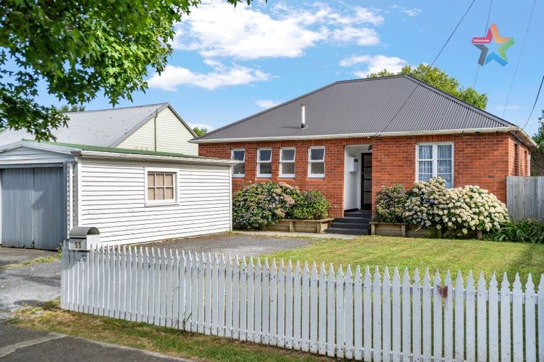Photo of property in 55 Shearer Crescent, Naenae, Lower Hutt, 5011